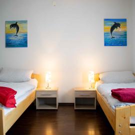 Ferienwohnung Gruppenhaus bis 12 Personen, готель у місті Neuhausen
