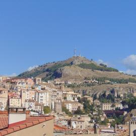 Penthouse overlooking Cuenca, hotel i Cuenca