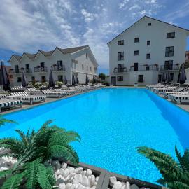 Krystal Boutique Mansion, hotel di Hunedoara
