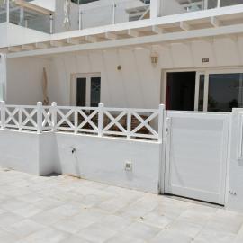 Flower Beach 14, Hotel in San Bartolomé