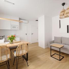 Apartamenty Rodzinne Zdrojowe - centrum klimatyzacja parking, готель у місті Кудова-Здруй