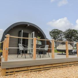 Laird Lodge 4، فندق في لوكربي