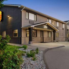 Super 8 by Wyndham Ankeny/Des Moines Area – hotel w mieście Ankeny