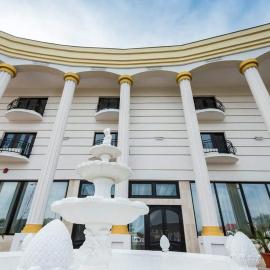 Grand Hotel Baroc, khách sạn ở Zalău