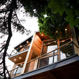 Luxury Alpine Treehouse, khách sạn ở Holladay