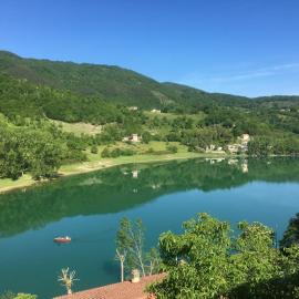 Casa sul lago Nonna Gio'