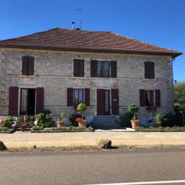 la maison des ateliers2 le bourg route de sabres Solférino, מלון בSolférino