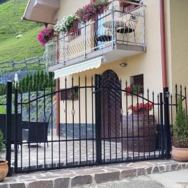 Farm ,zidanica ,JOLI, hotell i Gorica pri Slivnici
