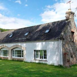 Garbity Cottage, hotel in Fochabers