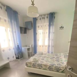 Melody Rooms, hotel in Soverato Marina