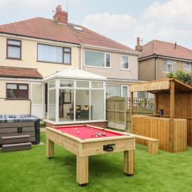 71 Nutter Road, Hotel in Cleveleys