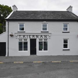 Kiernan's Self Catering & Accommodation, hotelli kohteessa Legan