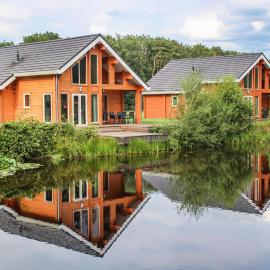 Lovely Home In Heel With House Sea View