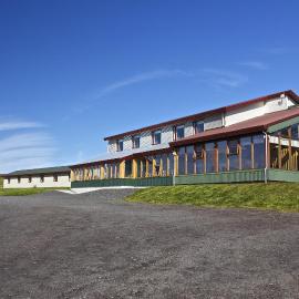 Hotel Raudaskrida, מלון בÞóroddsstaður
