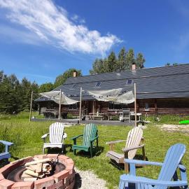 Raistiko Talu- Farmhouse, off-grid cabin and more, khách sạn ở Punaküla