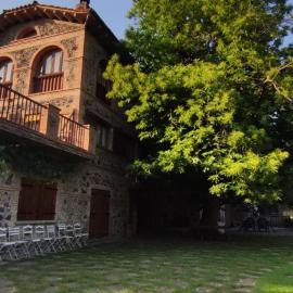 Apartaments Les Voltes, hotell sihtkohas Les Preses
