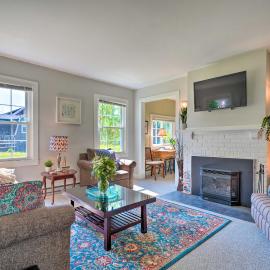 Near Chautauqua Lake! Lakewood Cottage w/ Yard, hotel i Lakewood