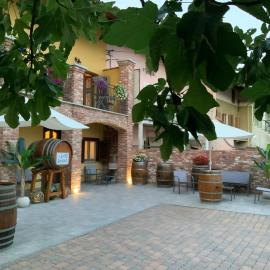 La Cantina Rent Rooms, hotel v destinaci Agliè