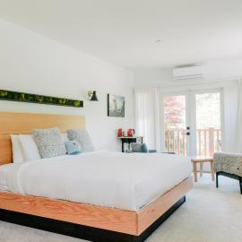 Pluvio restaurant and rooms, hotel en Ucluelet