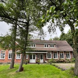 Ferienhaus Alte Schule Niebüll, hotel in Niebüll