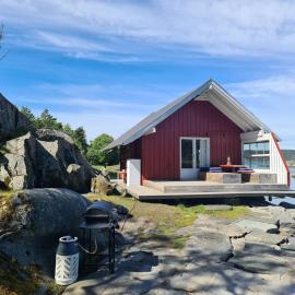 Usjenert idyllisk Sjøbu, hotel en Kragerø