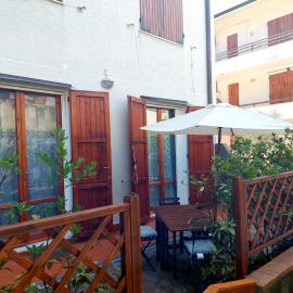 APPARTAMENTO CALETTA 2