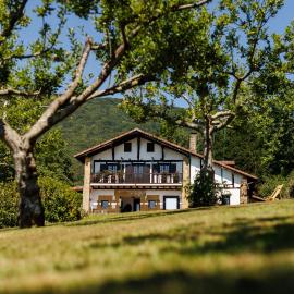 Casa Rural Arotzenea, Hotel in Hondarribia