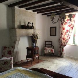 LE Doux Nid La Classique, hotel i Saint-Aulaye