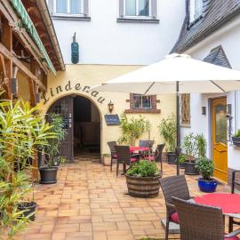 Zur Lindenau: Rüdesheim am Rhein şehrinde bir otel