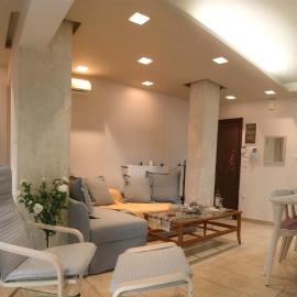 A7 Beauty Vouliagmeni Apt in a unique Spot