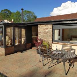 The Annexe @Granny’s Apple Lodge, hotel in Blakeney