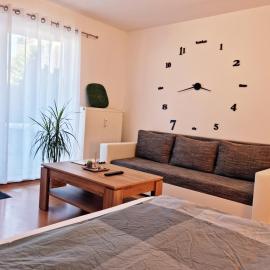 BRISE Apartment nahe Leipziger Messe - Porsche - BMW - DHL - WLAN - Parkplatz