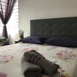 Villa Selatan Southville City, hotel a Kampong Tangkas