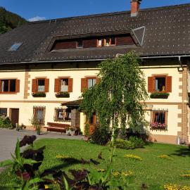 Haus Garz, hotel Weissenseeben