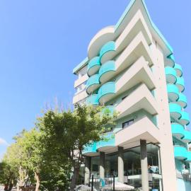 Hotel Ali d'Oro, hotel en Rímini