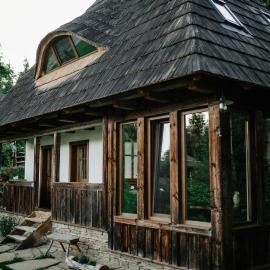 Casa de Vacanta Colibita Veche- pe malul lacului