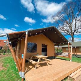 camping?glamping morskersweitje、ウィンタースウェイクのホテル