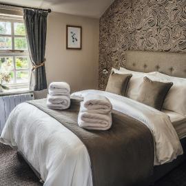 The Bull Inn, hotelli kohteessa Woolpit
