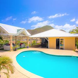 Spacious Villa with Ocean and Mountain view-4 beds
