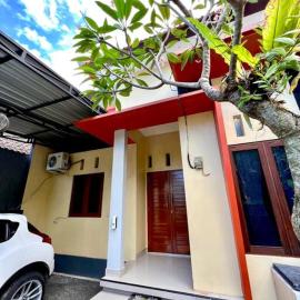 Three Bedrooms House Djanuraga House 5, hotel v destinaci Darmasaba