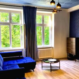 Luxury Three-Bedroom Apartment, hotel in Teplice