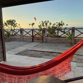 BEACH HOUSE - Suite 2 - NA PRAIA -BEACHFRONT