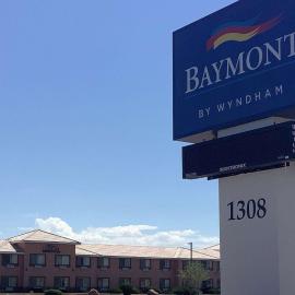 Baymont Inn & Suites by Wyndham Holbrook, hôtel à Holbrook