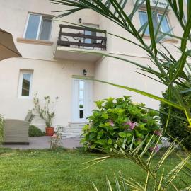 Sîrbu Orsova, hotel a Orşova