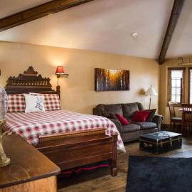 Sundance Suite, 1 Bedroom with fireplace Dogs OK, hotel in Estes Park