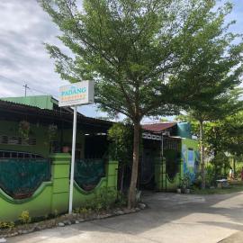 Padang Homestay, hotel en Padang