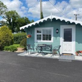 Adorable Cabin in the Countryside: Portlaoise şehrinde bir otel
