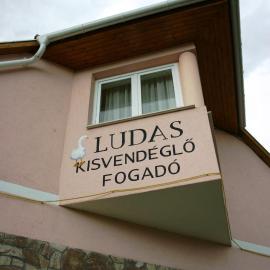 Ludas Fogadó, hotel en Nagyalásony