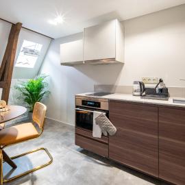 Family penthouse 7-Minutes from Rotterdam Central Newly Build top floor terrace R5