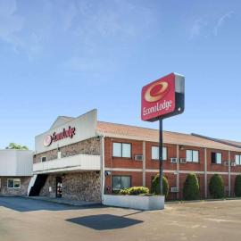 Econo Lodge Darien Lakes, Hotel in Corfu